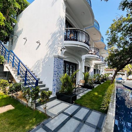 Le Miami Resort Пудучеррі Екстер'єр фото